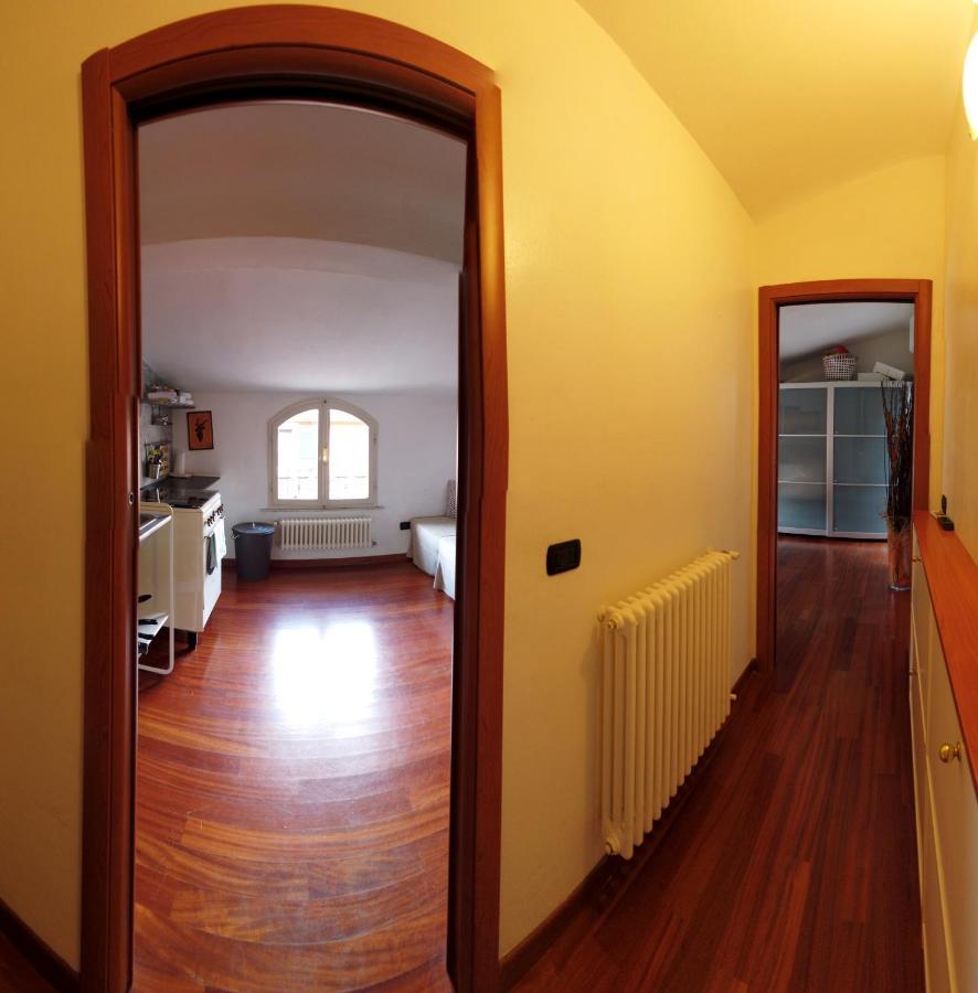 Stupenda Mansarda Centralissima, Finiture Di Lusso Carrara Eksteriør bilde